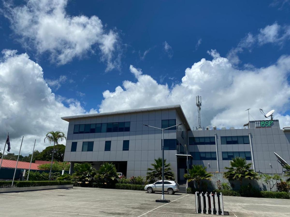 Heritage Park Hotel Honiara Exterior photo